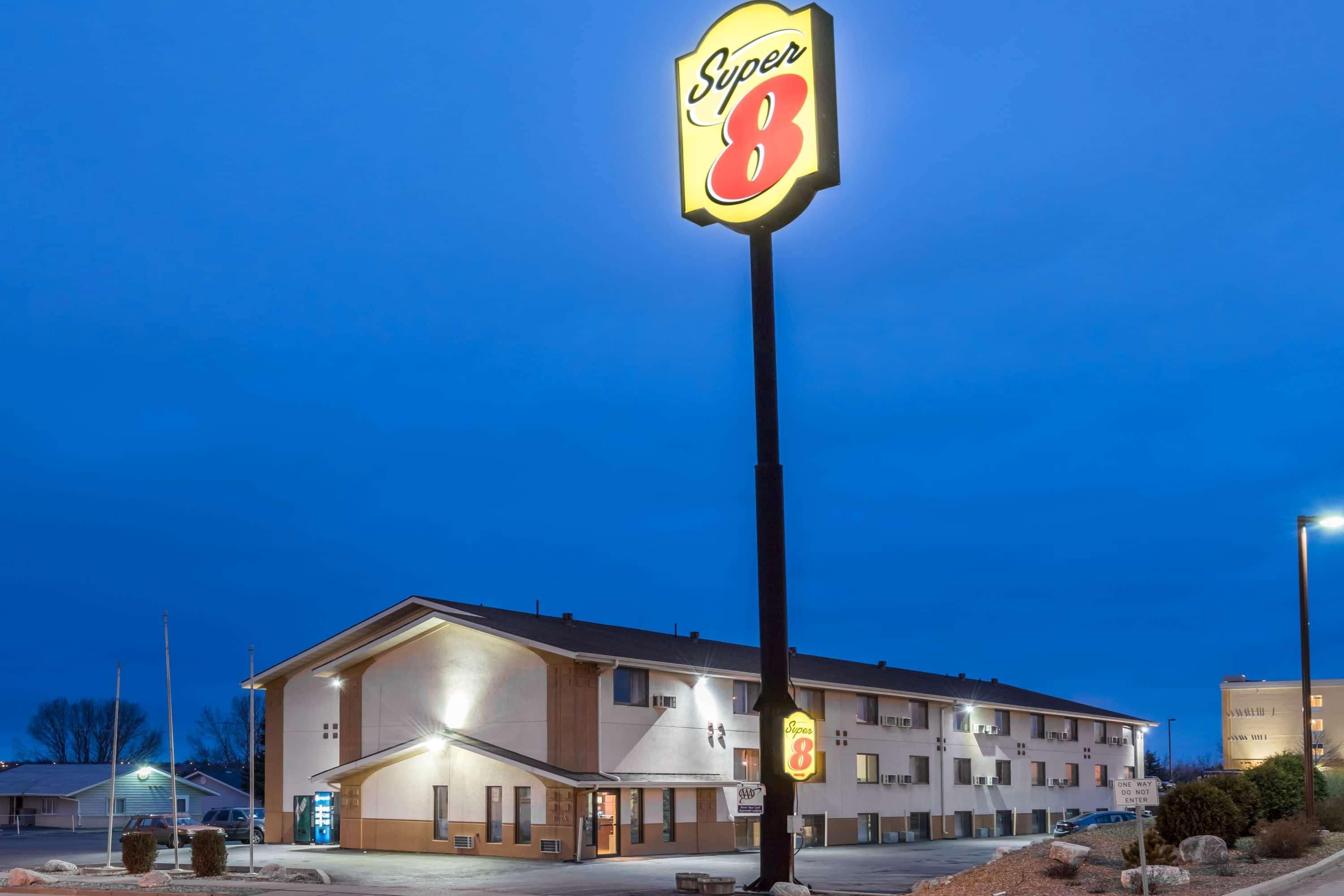 Hotel Super 8 By Wyndham Bismarck Extérieur photo